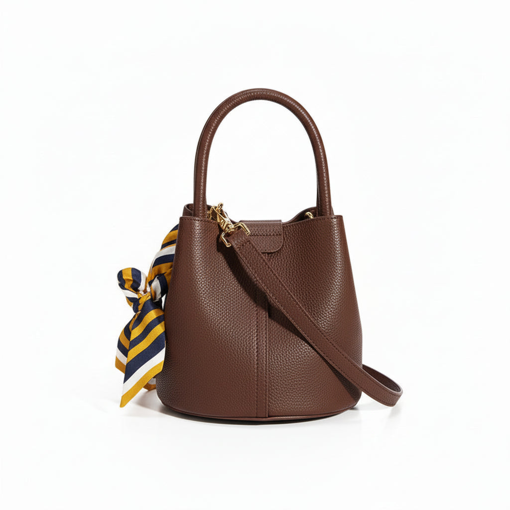 June Plum London Hampstead leather bag